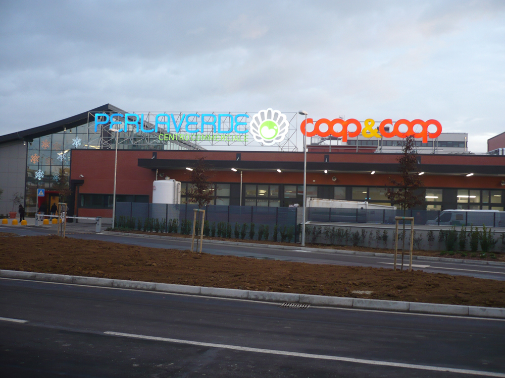 il centro commerciale perla verde di riccione