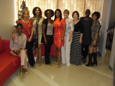 Da sinistra a destra: Brenda Khumalo, Anna Maria La Rosa, Cinzia Bordino, Ana Manhica, Sharita Chetty, Julia De Franca, Bianca Becker, Letsie Mankobo, Sonya Langeveld.