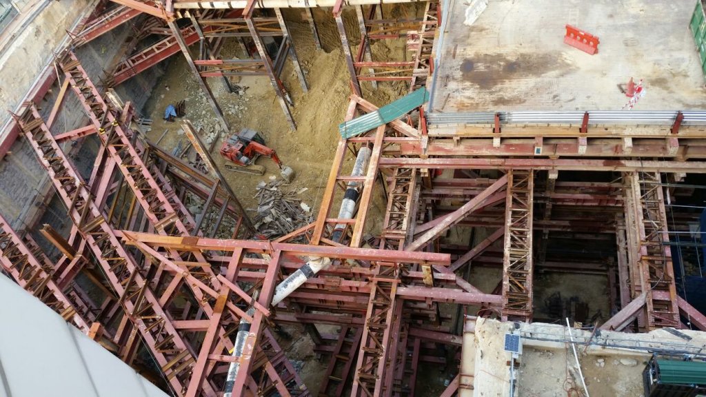 Layout del sistema di puntellazione temporanea “Struts” e ultimazione delle fasi di scavo